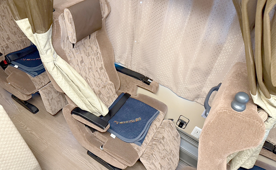 バスの内装の写真